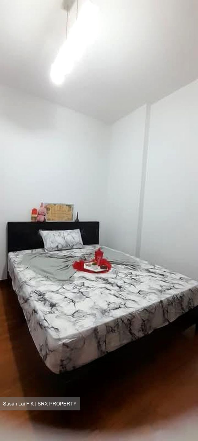 The Lakeshore (D22), Condominium #582699611